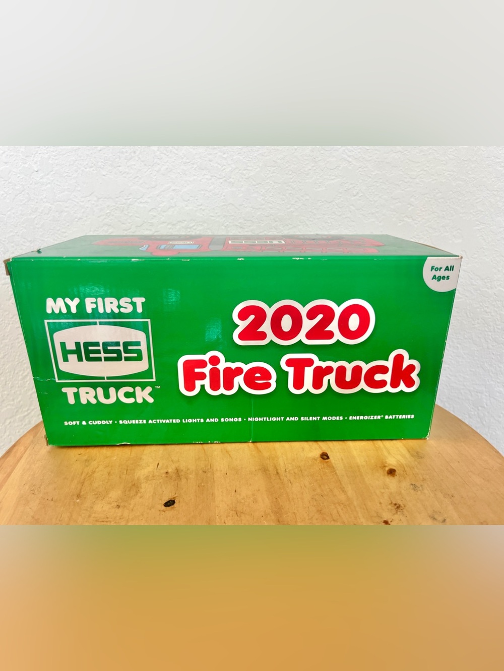 2020 HESS My First Hess Truck Fire Truck Plushie MINT NEW IN BOX - Picture 3 of 4